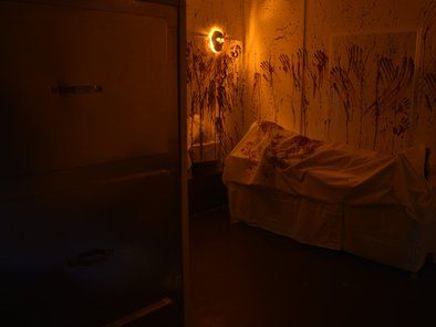 Play escape room