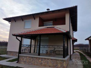 Rolohouse ALU i PVC stolarija