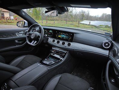 Tesla Rent a Car doo