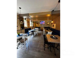 Hedonist space