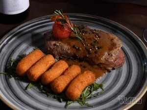 BALKAN EKSPRES RESTORAN ZA PROSLAVE