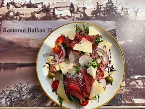 BALKAN EKSPRES RESTORAN ZA PROSLAVE