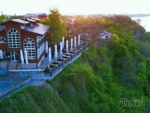 BALKAN EKSPRES RESTORAN ZA PROSLAVE