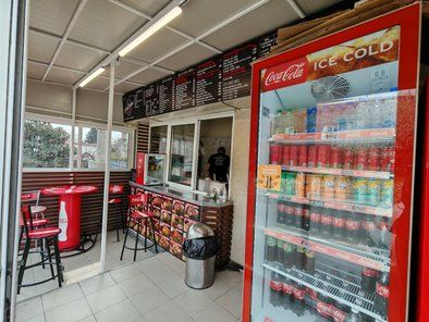 Kod Leskovčanina fast food - Banjica