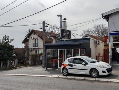 Kod Leskovčanina fast food - Banjica