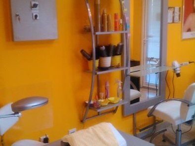 Frizersko kozmetički salon Trač 3