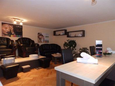 Kozmetički salon Your Majesty salon & Day Spa