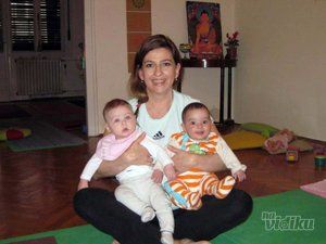yoga-za-trudnice-mame-bebe-e5c571-395299f8-1.jpg