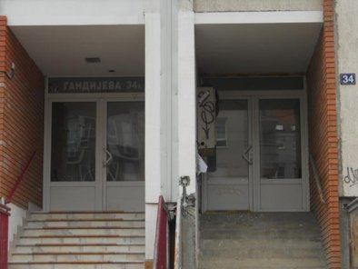 Zastakljivanje terasa PVC prozori Crvena linija pvc i alu stolarija