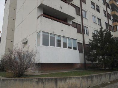 Zastakljivanje terasa PVC prozori Crvena linija pvc i alu stolarija