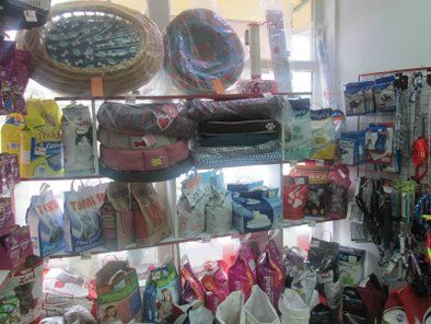 Pet shop Maxvit preparati za akvaristiku, hrana i oprema za kućne ljubimce Novi Sad