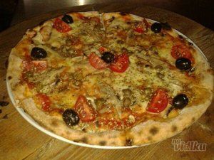 caesar-pizzeria-71ec94-4.jpg