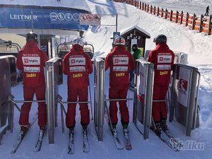 ski-instruktori-snow-stars-team-kopaonik-7ba0b6-1.jpg