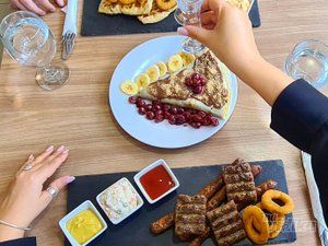 Restoran Pink ćevabdžinica Altina