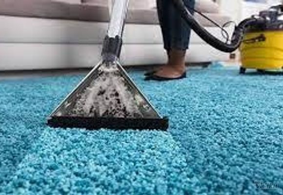 Mašinsko čišćenje podova i tepiha za fizička lica (cena po m2)