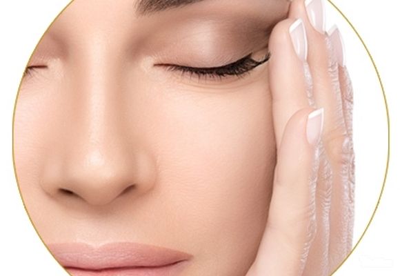 Vitaminski tretman lica SOTHYS kozmetikom