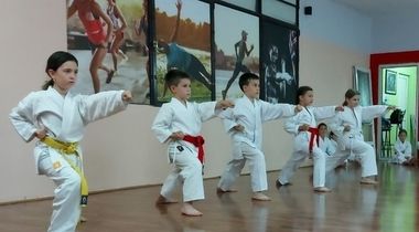 Školica karatea za decu od 3 do 5 godina mesec dana! Najuspešniji klub u Srbiji za uzrast do 14 godina!