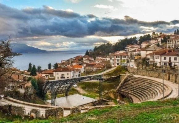 Ohrid sa posetom Skoplju, Bitolju, Velesu i Vranjskoj Banji 24.09 – 26.09.2022. (smeštaj: Vila Nikola Ohrid 3 dana/2 noćenja/autobusom)