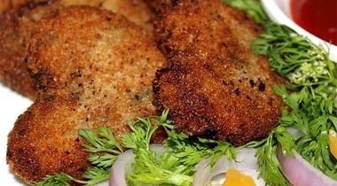 Posna SREDA u restoranu Tri papričice! Riblja čorba + kotleti šarana 400 gr + varivo i marinada + somun