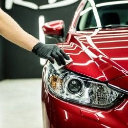 Protect 3: paket sa poliranjem koje otklanja sve moguće nepravilnosti i ogrebotine - dekontaminacija farbe, signature multi-stage polishing, protective coating