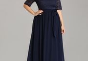 Duga haljina koja se lagano širi od pojasa, sa rukavima od čipke, u plavoj i crnoj boji. Dostupne veličine: 6XL, 7XL