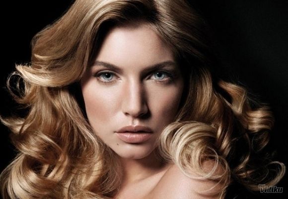 Senčenje, šišanje i feniranje kratke i kose srednje dužine