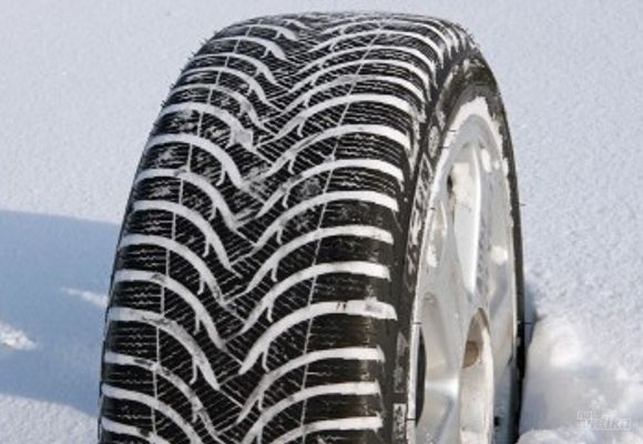 Zimski pneumatici sa besplatnom montažom Michelin Alpin 5 205/55-16 po komadu