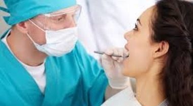 Hirurško vađenje umnjaka (impaktiranih zuba)