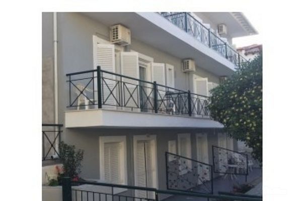 Vila Estia - najam apartmana za porodicu sa 2 manje dece od 5. maja do 31. maja (po danu)