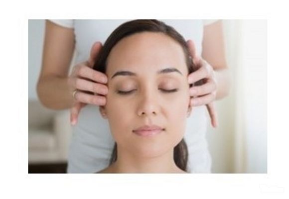 Indijska masaža glave