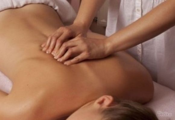 Relax masaža sa pilingom tela i parafinskim pakovanjem za ruke i noge