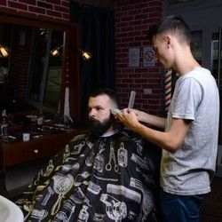 Muški frizer 7 - Berbernica Old Time Barber Shop