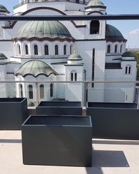 Metalne žardinjere za cveće 15