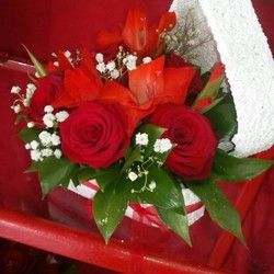 Cvetni aranžman Srce za dan zaljubljenih 4
