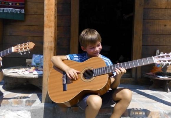 Škola gitare za decu