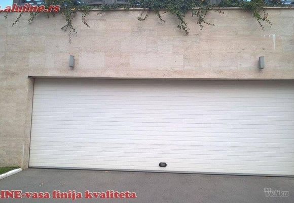 Segmentna garažna vrata 11
