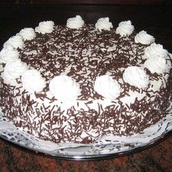 Torta posuta mrvicama od čokolade