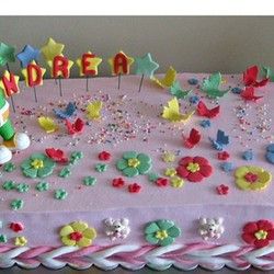 Dečija torta cvetići i leptirići