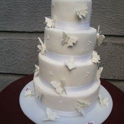 Svadbena torta Igra leptira