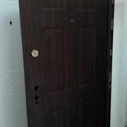 Sigurnosna vrata za kuću
