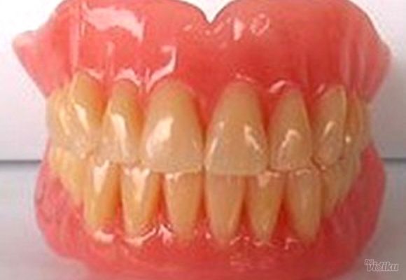 Izrada totalne zubne proteze