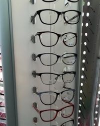 Prodaja naočara za vid Borča