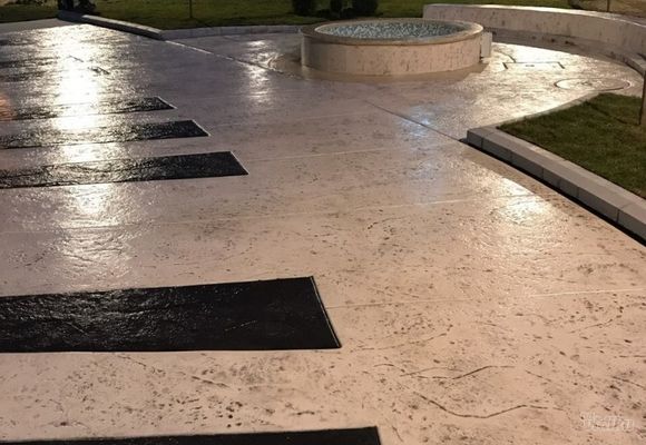 Stampani beton za staze