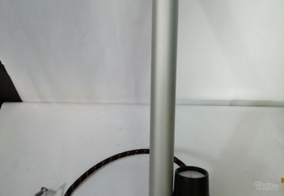 Rucna pumpa sa aluminijumskim kucistem i manometrom