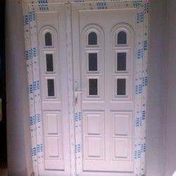 PVC ulazna vrata sa panelom