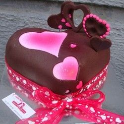 Svečana torta Srce sa rozom mašnom
