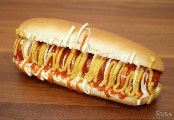 Classic hot dog