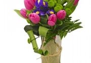 Isporuka cveća - buket cveća u vazi