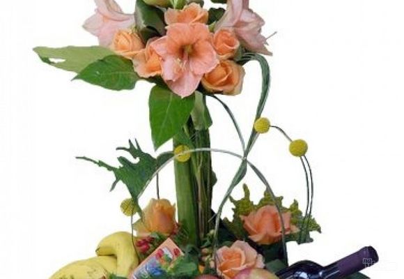 Isporuka cveća - cvetni aranžman sa voćem