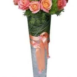Ruže u vazi - Poklonite ih u svakoj prilici